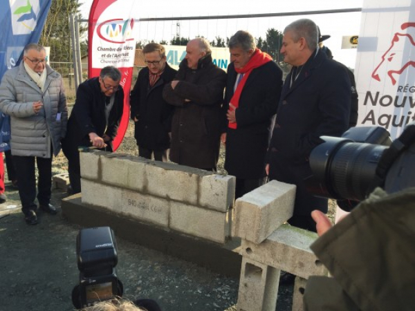 Pose de la 1ère pierre du Centre de Formation des Apprentis